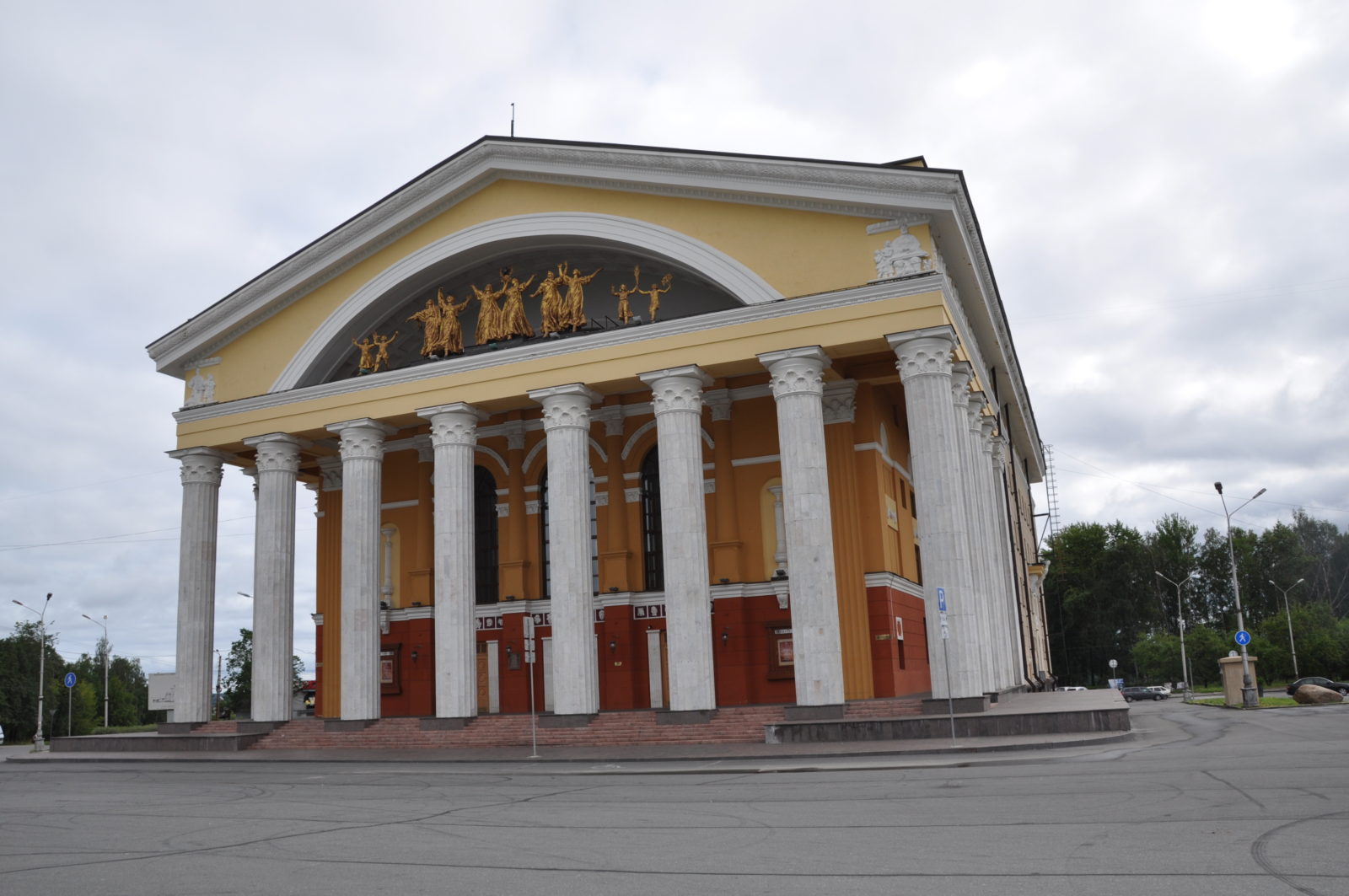 петрозаводск театр оперы и балета