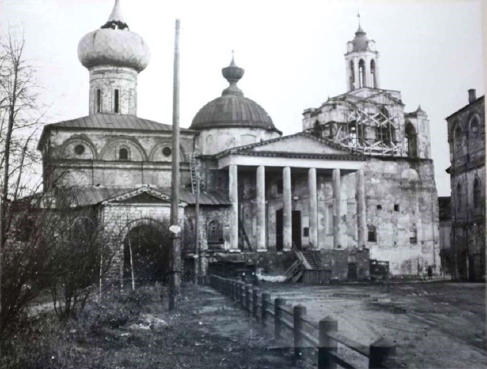 Ярославский Спасо Преображенский монастырь