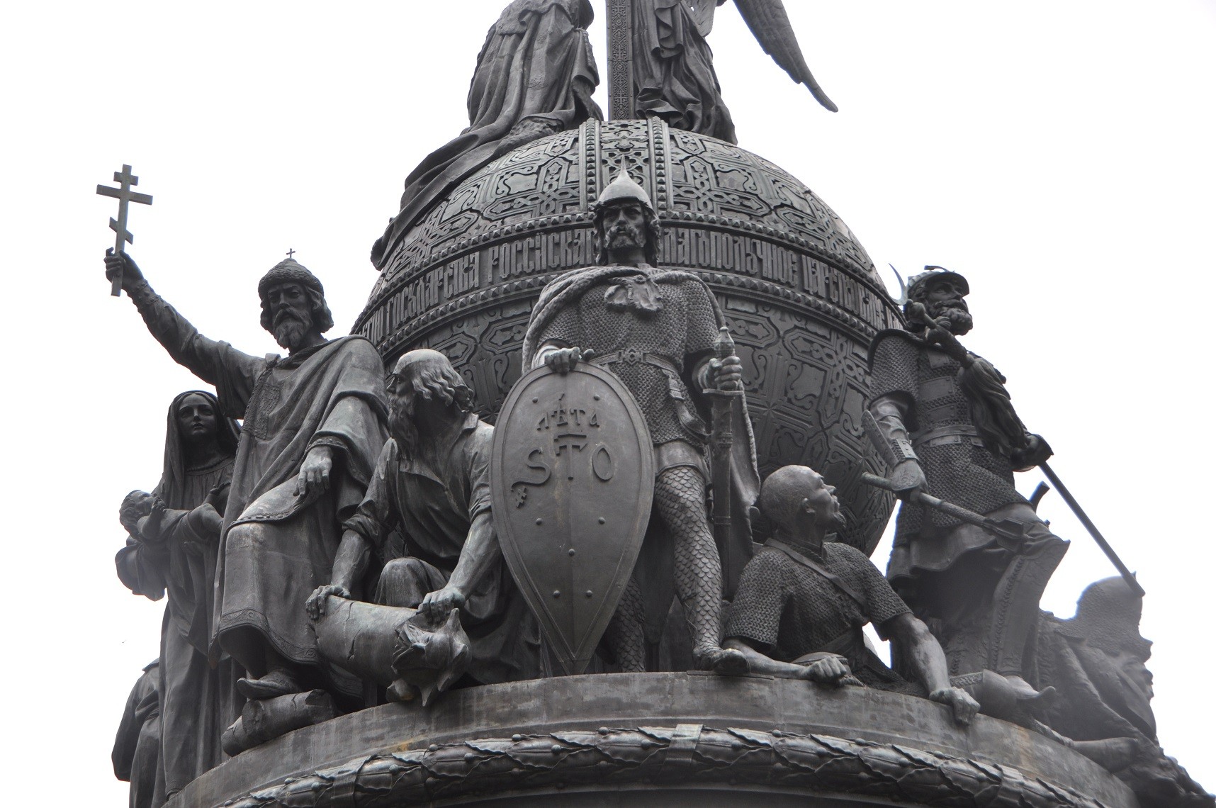 Памятник тысячелетия России вектор